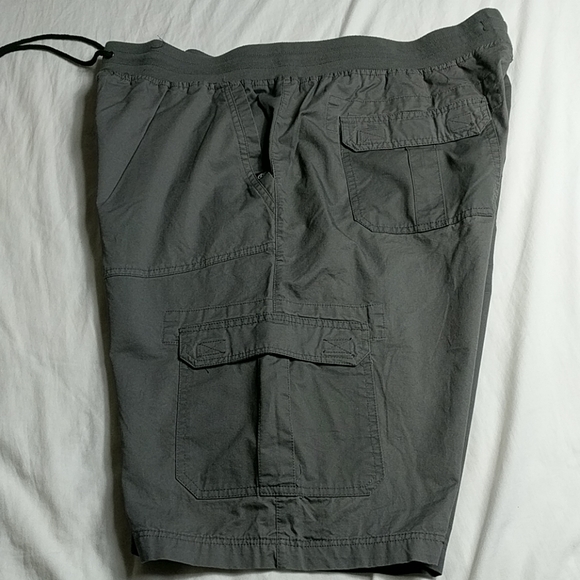 Academiks Other - Akademicks Gray Men's Short 3XL
